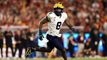 Michigan v USC