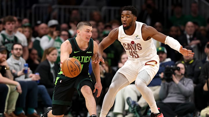 Cleveland Cavaliers v Boston Celtics