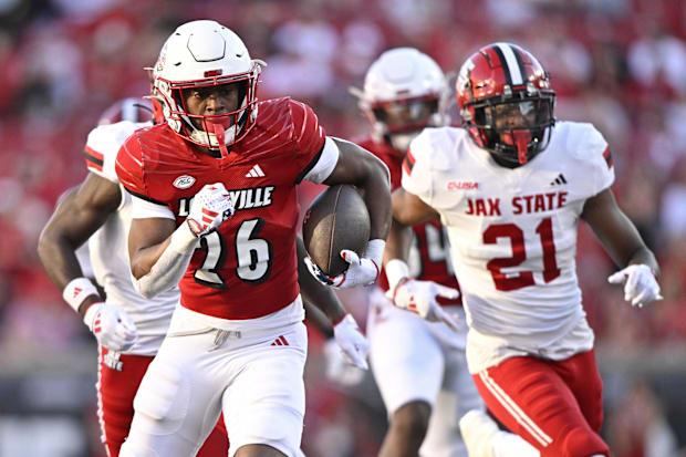 Louisville Cardinals running back Duke Watson (26)