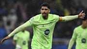 Ronald Araujo a connu une entrée délicate face à l'Inter mardi soir.