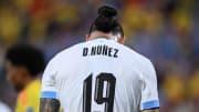 Darwin Nuñez não conseguiu marcar gols contra a Colômbia