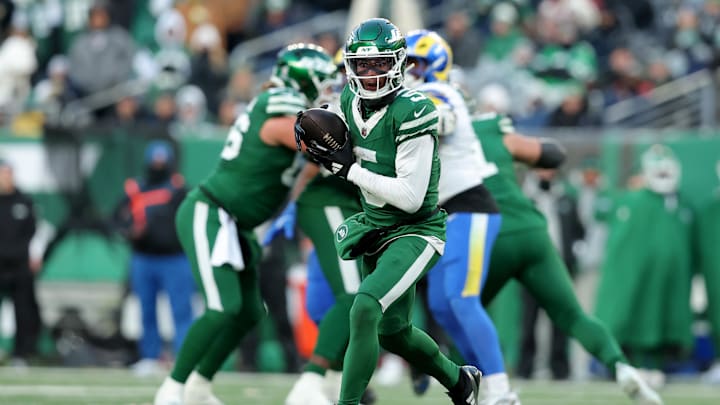 New York Jets wide receiver Garrett Wilson (5) New York Jets wide receiver Garrett Wilson (5)