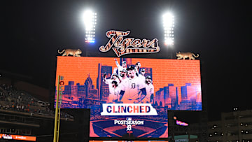 Chicago White Sox v Detroit Tigers