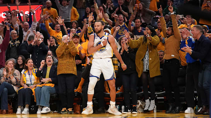 Apr 15, 2025; San Francisco, California, USA; Golden State Warriors guard Stephen Curry (30) reacts after making a three point basket against the Memphis Grizzlies in the fourth quarter at the Chase Center. Mandatory Credit: Cary Edmondson-Imagn Images Apr 15, 2025; San Francisco, California, USA; Golden State Warriors guard Stephen Curry (30) reacts after making a three point basket against the Memphis Grizzlies in the fourth quarter at the Chase Center. Mandatory Credit: Cary Edmondson-Imagn Images