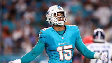 Tennessee Titans v Miami Dolphins