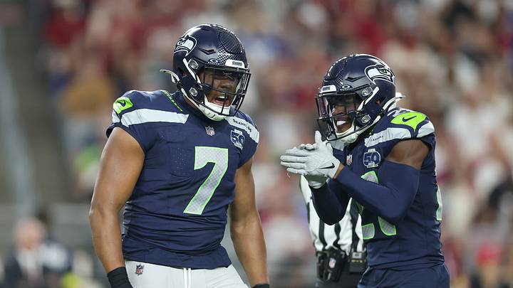 Uchenna Nwosu of the Seattle Seahawks