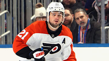 Philadelphia Flyers centre Scott Laughton is reportedly on the Toronto Maple Leafs radar