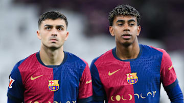 Les deux sont titulaires d'entrée au Barça.