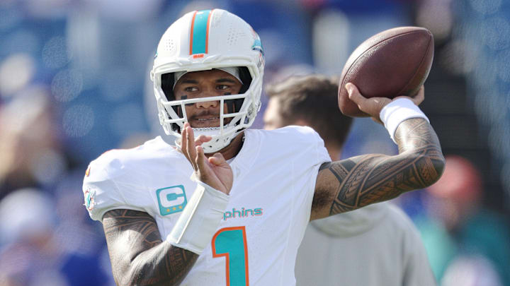 Miami Dolphins v Buffalo Bills