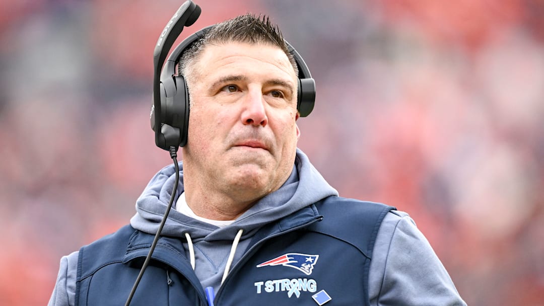 DENVER BRONCOS VS NEW ENGLAND PATRIOTS, NFL