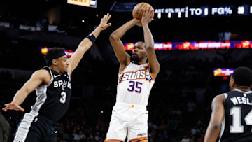 Phoenix Suns v San Antonio Spurs