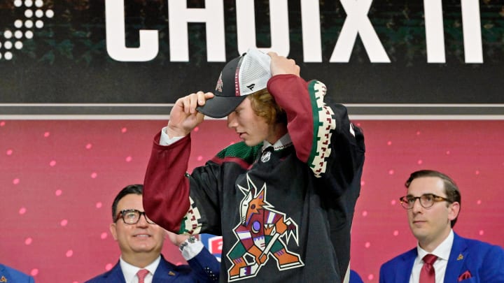 Jul 7, 2022; Montreal, Quebec, CANADA; Conor Geekie after being selected as the number eleven overall pick to the Arizona Coyotes in the first round of the 2022 NHL Draft at Bell Centre. Mandatory Credit: Eric Bolte-USA TODAY Sports