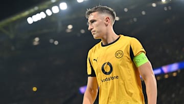 Nico Schlotterbeck ne sait pas encore où il va jouer la saison prochaine. Nico Schlotterbeck ne sait pas encore où il va jouer la saison prochaine.