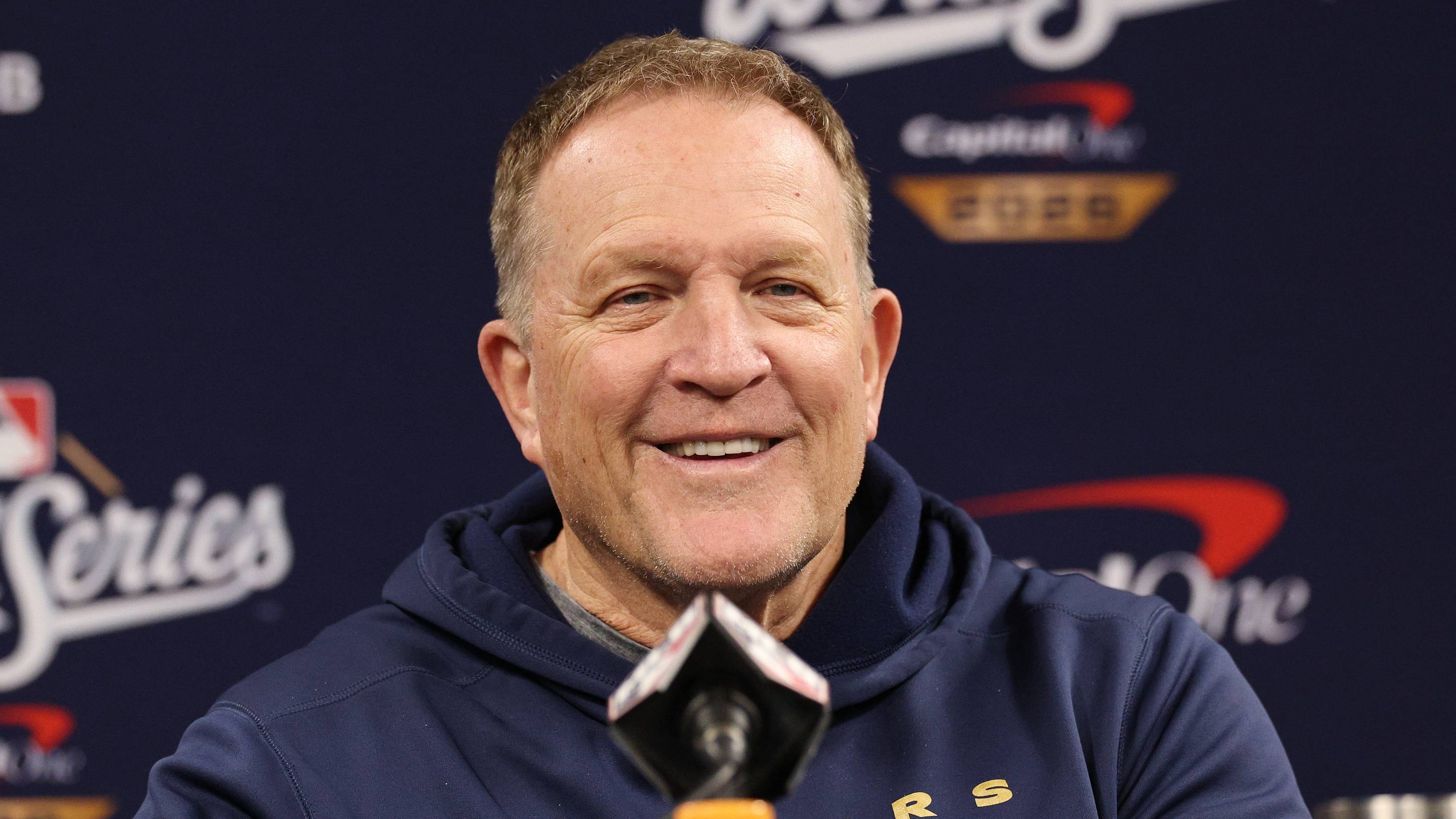 Pat Murphy Isn't Hitting Panic Button After Brewers' Game 4 Loss