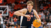Arizona Wildcats forward Henri Veesaar (13).
