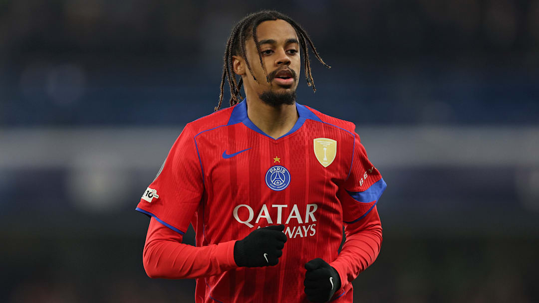 Bradley Barcola a inscrit le deuxième but parisien au retour à Chelsea.