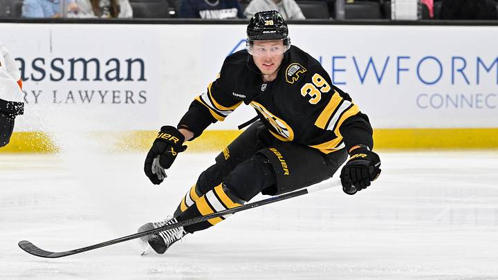 Sep 29, 2025; Boston, Massachusetts, USA; Boston Bruins center Morgan Geekie (39) in action against the Philadelphia Flyers during the first period at TD Garden. Mandatory Credit: Eric Canha-Imagn Images Sep 29, 2025; Boston, Massachusetts, USA; Boston Bruins center Morgan Geekie (39) in action against the Philadelphia Flyers during the first period at TD Garden. Mandatory Credit: Eric Canha-Imagn Images