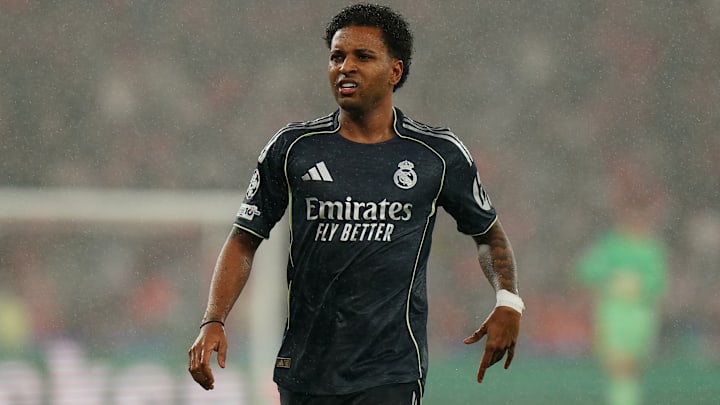 Rodrygo ratera la double opposition contre Benfica.