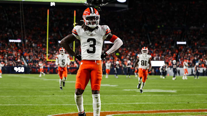 Cleveland Browns v Denver Broncos