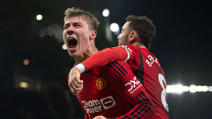 Manchester United v Aston Villa - Premier League