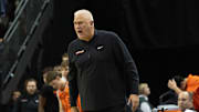 Oregon State coach Wayne Tinkle calls to his team during the second half of their game against Oregon at Matthew Knight Arena in Eugene Nov. 17, 2025.