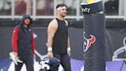 Jul 27, 2024; Houston, TX, USA; Houston Texans tight end Dalton Schultz (86) during training camp at Houston Methodist Training Center. Mandatory Credit: Troy Taormina-Imagn Images