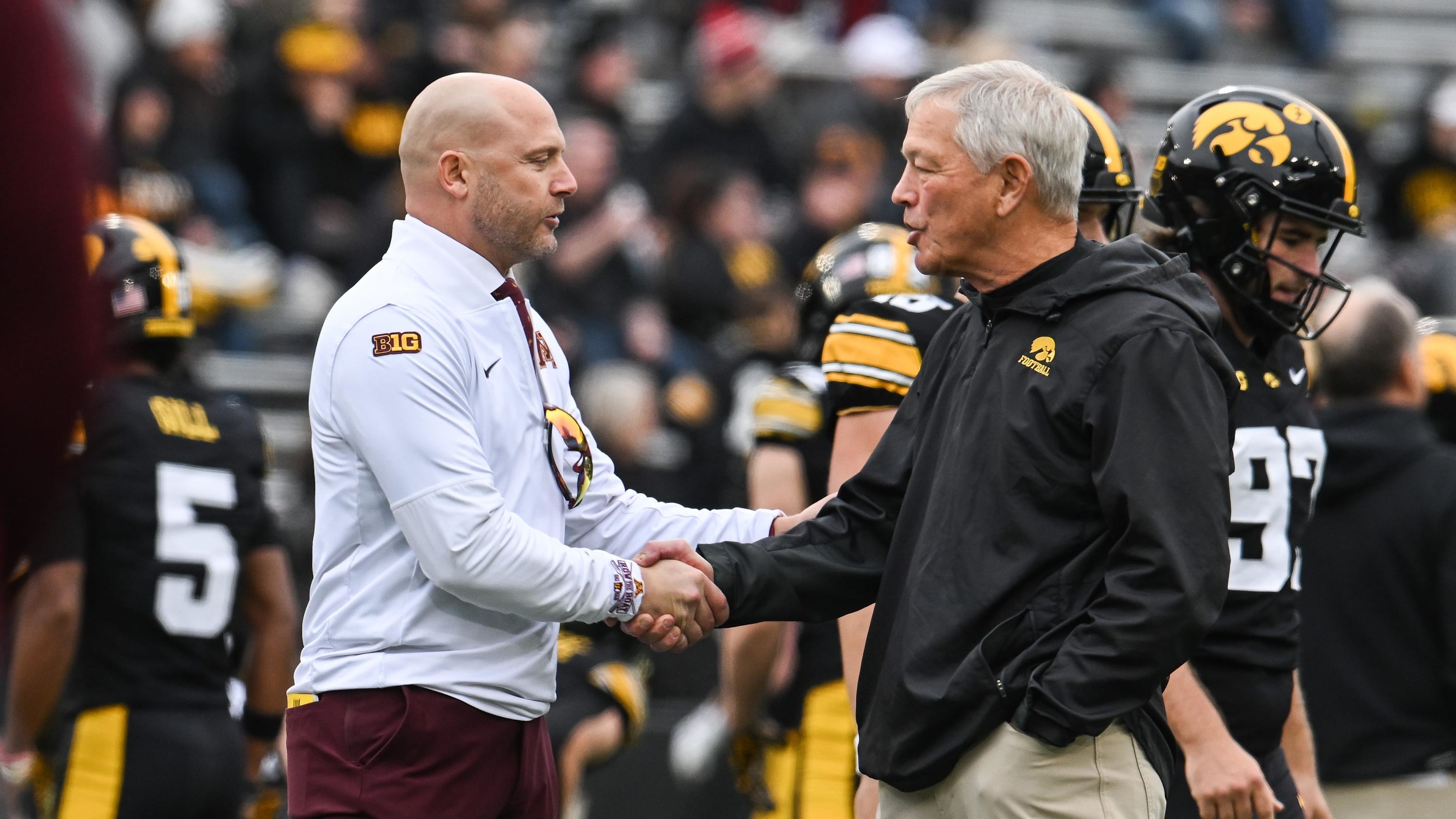 Iowa Hawkeyes Rout Minnesota Gophers 41-3 in Dominant Rivalry Victory