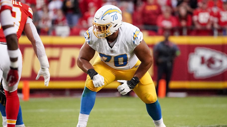 Los Angeles Chargers offensive tackle Rashawn Slater suffered an apparent injury to his left leg during practice. | Denny Medley-Imagn Images