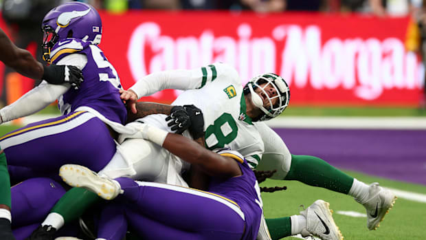 New York Jets quarterback Aaron Rodgers