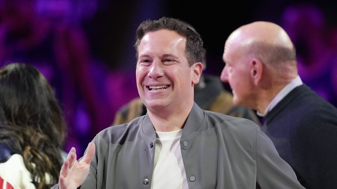 Feb 15, 2026; Inglewood, California, USA; Phoenix Suns owner Mat Ishbia high fives Team USA Stars guard Devin Booker (1) of the Phoenix Suns during the 75th NBA All Star Game at Intuit Dome. Mandatory Credit: Kirby Lee-Imagn Images Feb 15, 2026; Inglewood, California, USA; Phoenix Suns owner Mat Ishbia high fives Team USA Stars guard Devin Booker (1) of the Phoenix Suns during the 75th NBA All Star Game at Intuit Dome. Mandatory Credit: Kirby Lee-Imagn Images