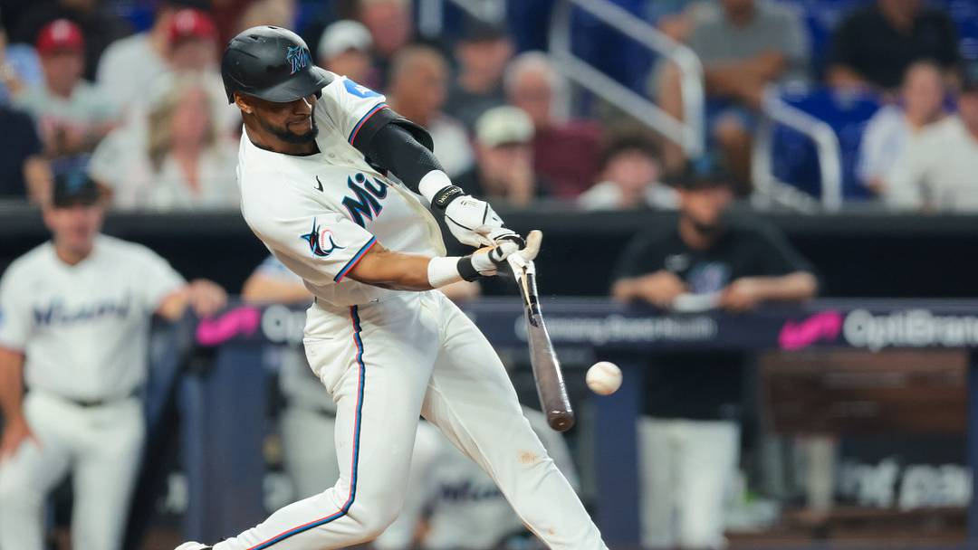 Miami Marlins shortstop Otto Lopez  Credit: Sam Navarro-Imagn Images