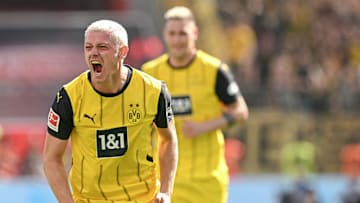 FBL-GER-BUNDESLIGA-LEVERKUSEN-DORTMUND