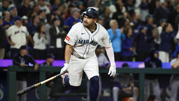 Seattle Mariners infielder Josh Naylo
