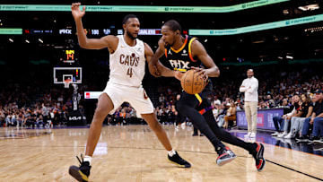 Cleveland Cavaliers v Phoenix Suns