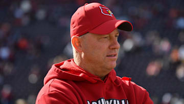 Louisville Cardinals head coach Jeff Brohm