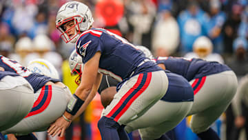  New England Patriots quarterback Drake Maye (10) on the field against the Los Angeles Chargers in the first quarter at Gillette Stadium.
