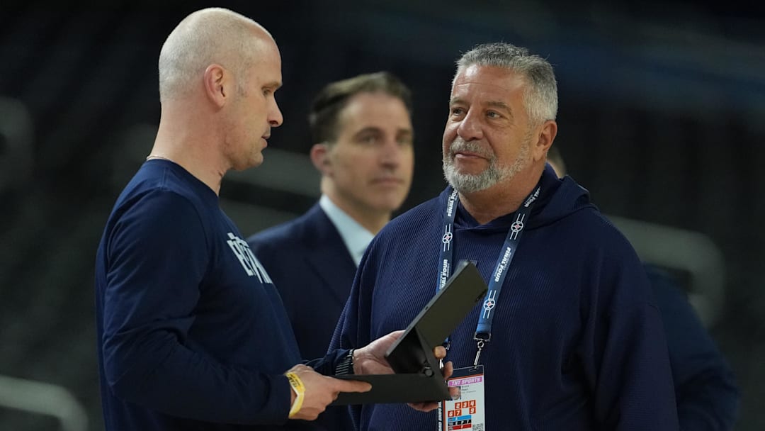 Bruce Pearl believes Americans need to band together and be like fans who supported their teams at the Final Four and CFP Bruce Pearl believes Americans need to band together and be like fans who supported their teams at the Final Four and CFP