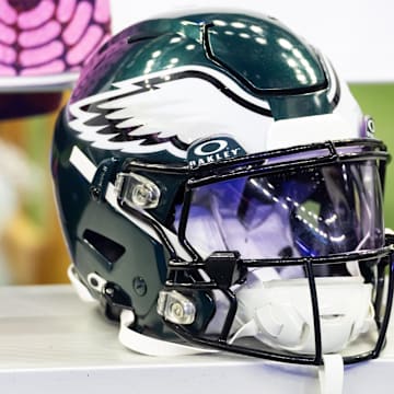 Bryan Braman, who lost his battle with cancer at age 38, played for the Eagles and Texans during his NFL season. 