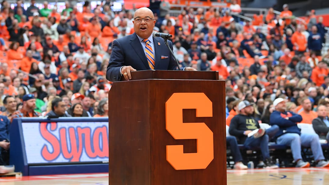 Syracuse alum and top play-by-play announcer Mike Tirico discussed the Orange, NIL, the transfer portal and more on a pod.