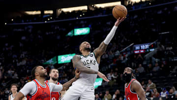 Milwaukee Bucks v Los Angeles Clippers