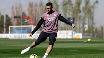 Kylian Mbappé pourrait refouler les pelouse cette semaine. Kylian Mbappé pourrait refouler les pelouse cette semaine.