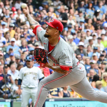 Jun 16, 2024; Milwaukee, Wisconsin, USA; Cincinnati Reds starting pitcher Frankie Montas (47) pitches against the Milwaukee Brewers in the first inning at American Family Field. Mandatory Credit: Benny Sieu-USA TODAY Sports