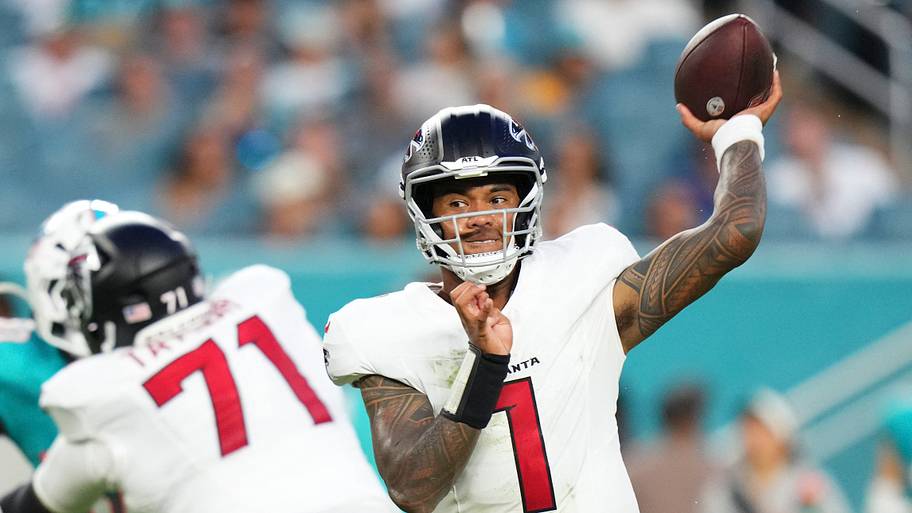 Atlanta Falcons quarterback Tua Tagovailoa 