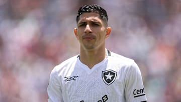 Savarino pode trocar o Botafogo pelo Fluminense Savarino pode trocar o Botafogo pelo Fluminense