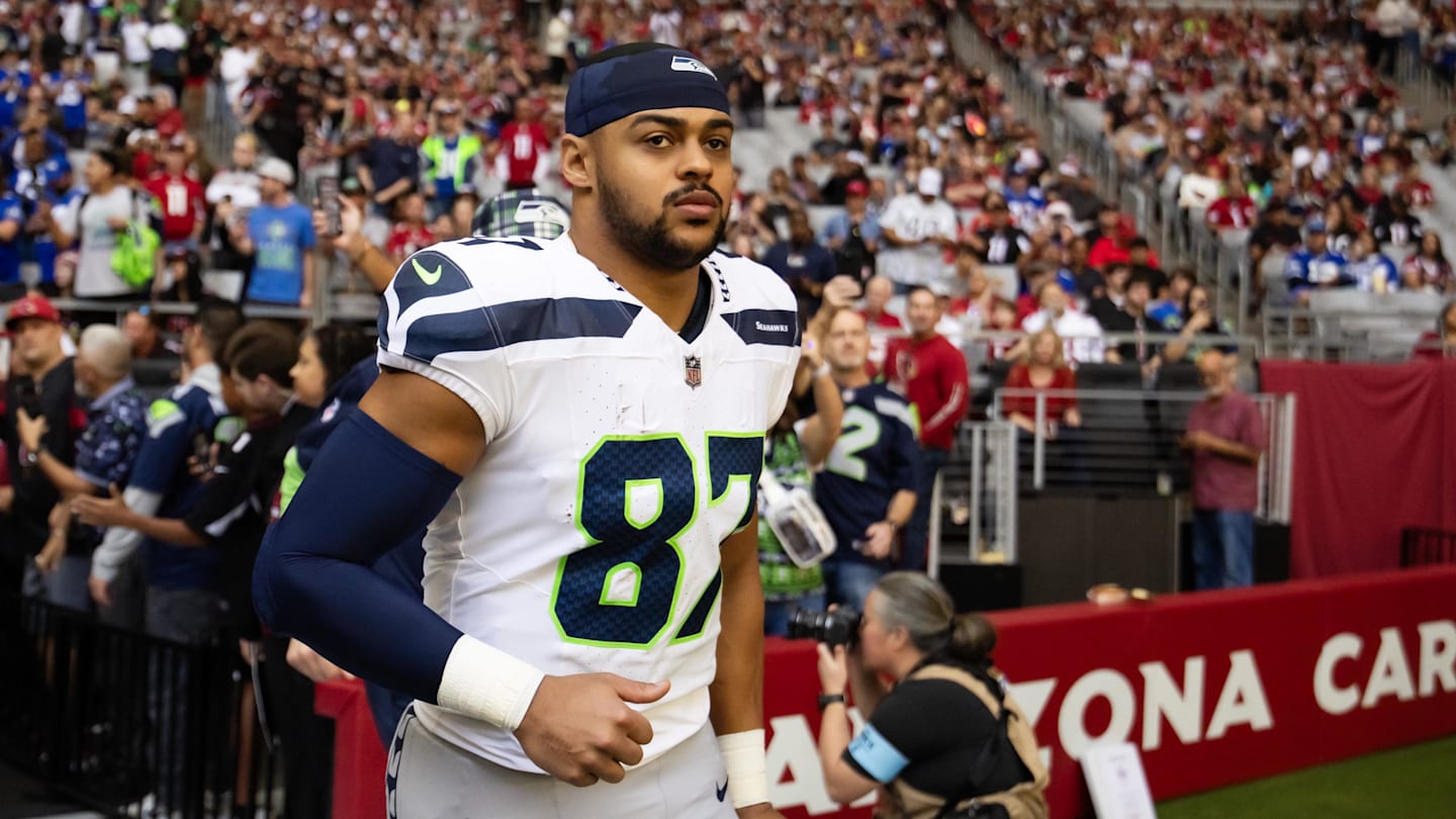 Seahawks Release $21M TE Noah Fant Before Training Camp