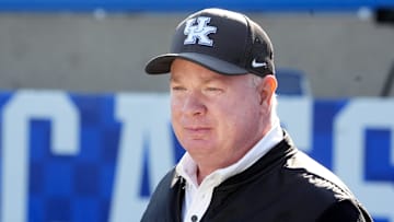 Kentucky’s Mark Stoops led their Spring practice finale at Kroger Field.
April 12, 2025