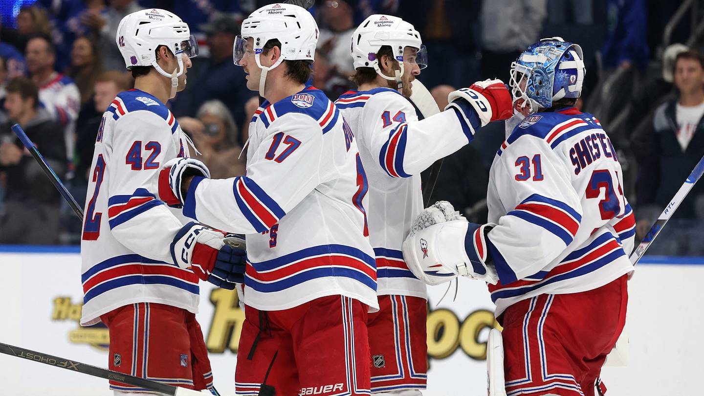 NY Rangers Veteran Predicted To Miss Opening Night Lineup
