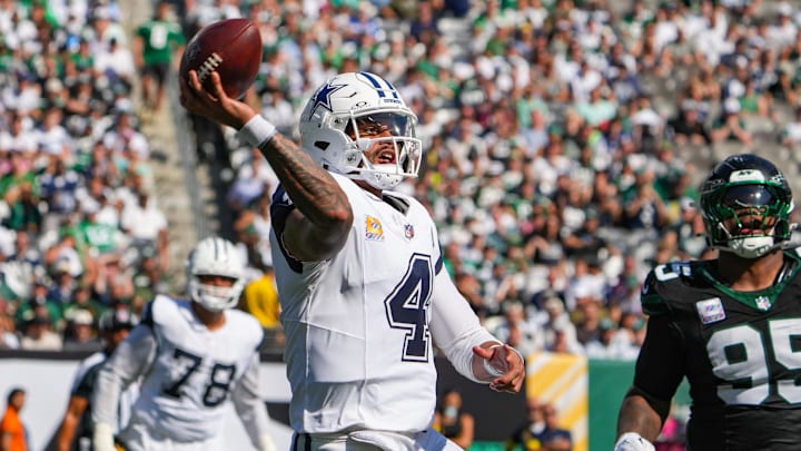 Dak Prescott kept the Cowboys offense hot, throwing for 237 yards and four touchdowns in Dallas’s Week 5 rout of the Jets.
