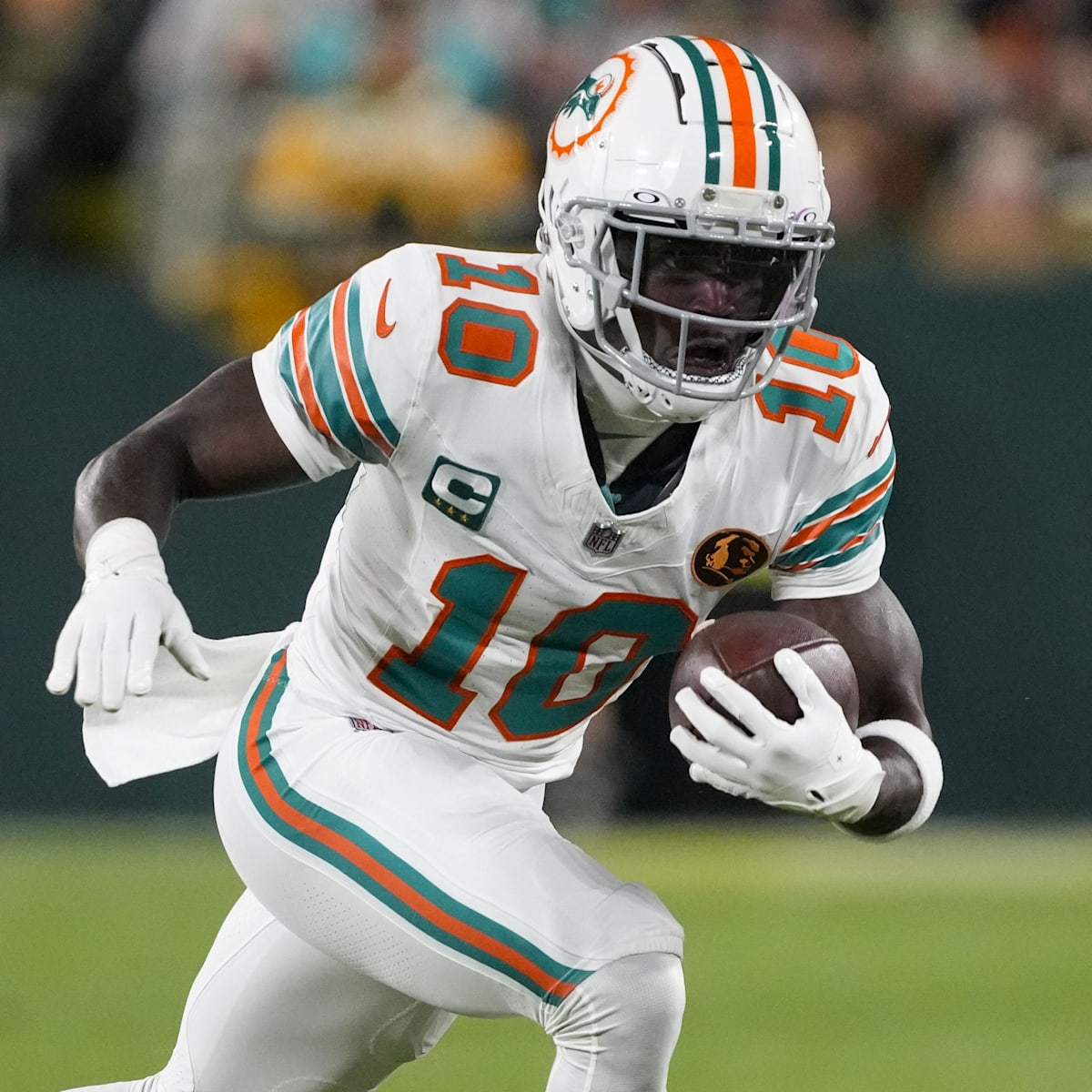Chargers' potential superstar trade could be disastrous