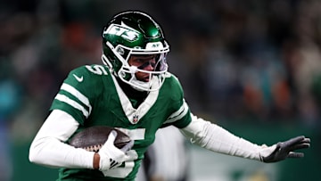 Miami Dolphins v New York Jets